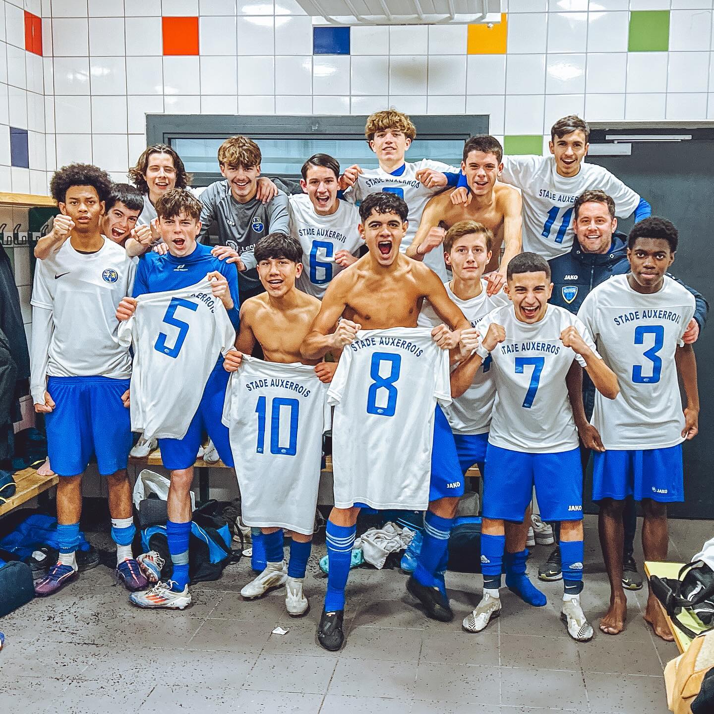 469976886_962735712393378_4916803699751878258_n.